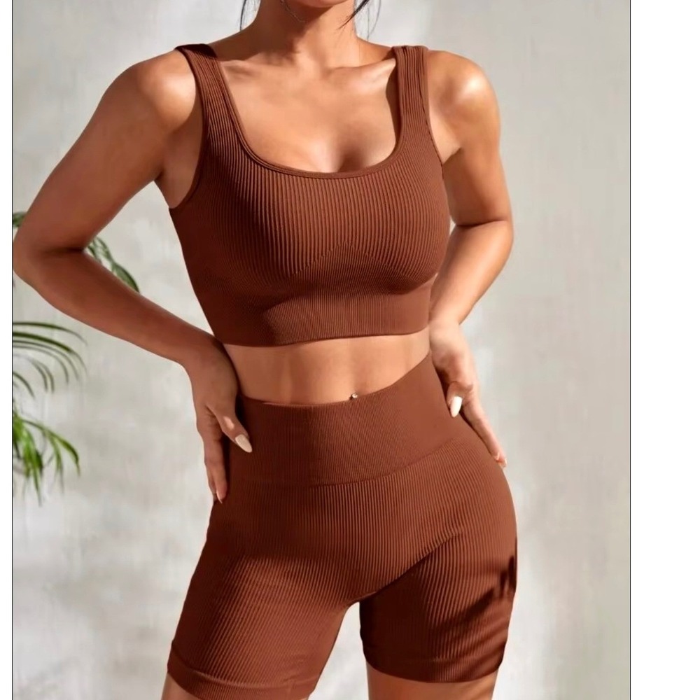 Amazon Brown Ribbed 2 Piece Workout Set Bra Top High Rise Shorts Small